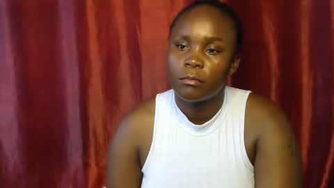 sally_bee1 online show from March 30, 8:59 am