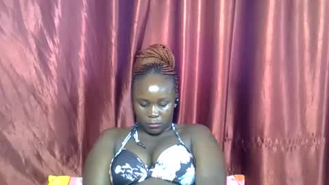 sally_bee1 online show from June 7, 8:18 am