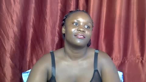 sally_bee1 online show from July 9, 4:22 pm