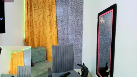 sally_ricci online show from June 3, 1:57 pm