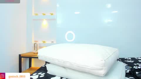 Snapshot of sally_rosses chatting on February 24, 6:36 pm sally rosses online show from February 24, 6:36 pm