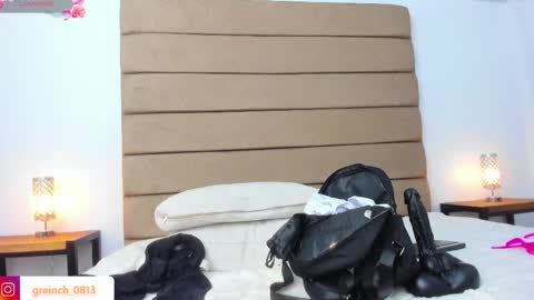 Snapshot of sally_rosses chatting on February 26, 5:50 pm sally rosses online show from February 26, 5:50 pm