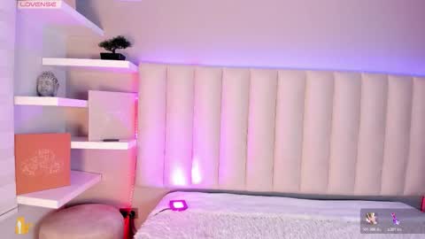  Sally White  online show from November 20, 3:07 am