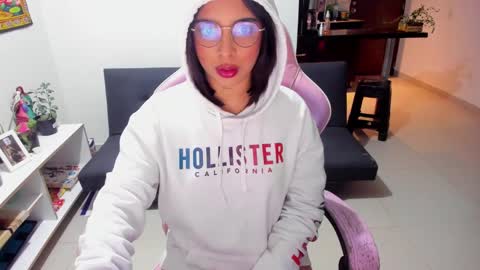 sallymaddoxx online show from February 25, 4:35 am