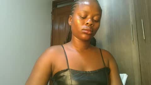 sallysasha254 online show from December 5, 7:38 am