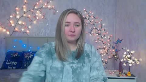 Sally online show from April 25, 5:32 pm