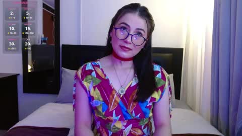 salma_tori online show from April 5, 9:45 pm