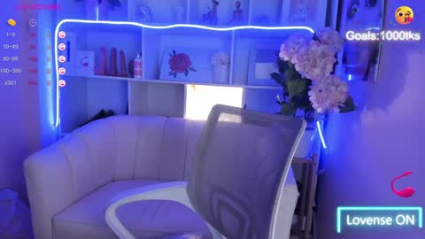 Salma online show from December 12, 7:59 pm