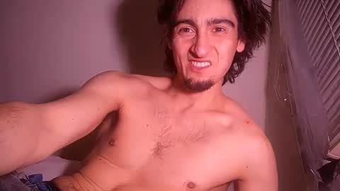 Snapshot of salmonman1305 chatting on March 4, 2:49 am salmonman1305 online show from March 4, 2:49 am