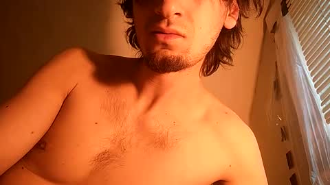 Snapshot of salmonman1305 chatting on March 10, 1:43 pm salmonman1305 online show from March 10, 1:43 pm