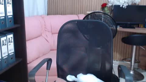 Snapshot of salome_010 chatting on July 28, 11:26 pm Salome online show from July 28, 11:26 pm