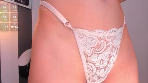 salome__evans online show from January 10, 8:15 pm