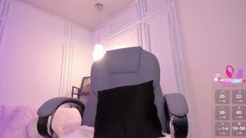 salome__evans online show from September 17, 1:35 pm