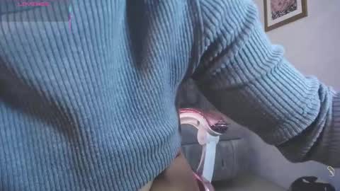 Salome  online show from September 19, 3:24 pm