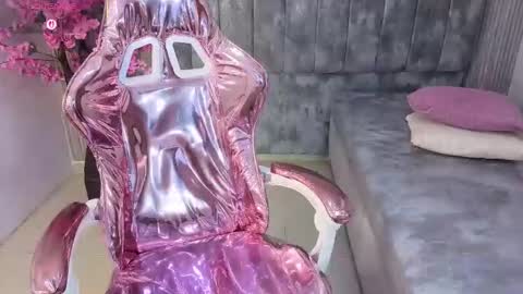 Salome  online show from October 24, 9:06 am