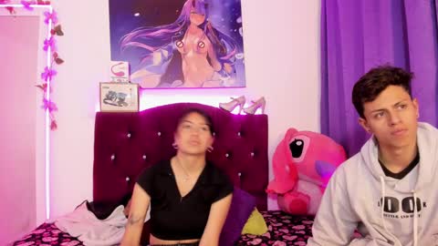 Snapshot of salomeandsantiago_ chatting on December 3, 12:49 pm salomeandsantiago_ online show from December 3, 12:49 pm