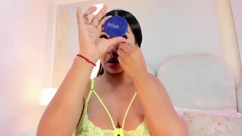   online show from October 17, 9:39 pm