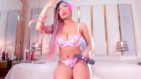 Snapshot of salomebenz_01 chatting on January 31, 9:26 pm  Salome benz online show from January 31, 9:26 pm