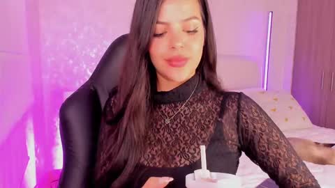 Snapshot of salomee_11 chatting on February 24, 6:49 am salo online show from February 24, 6:49 am