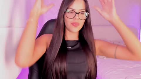 Snapshot of salomee_11 chatting on February 26, 2:26 am salo online show from February 26, 2:26 am