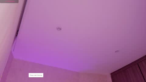 Snapshot of salomee_11 chatting on March 10, 12:07 am salo online show from March 10, 12:07 am