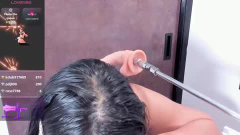 Snapshot of salomee_bigboobs chatting on March 1, 7:51 am Salome online show from March 1, 7:51 am