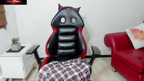 Salomee diazz online show from February 18, 12:15 am