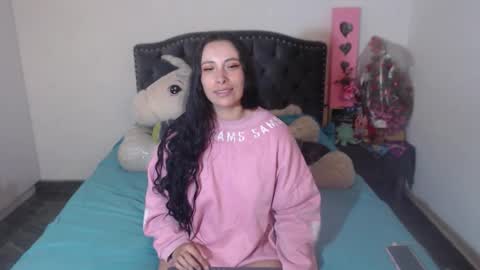 Snapshot of salomefox2 chatting on December 22, 4:09 am yenny online show from December 22, 4:09 am