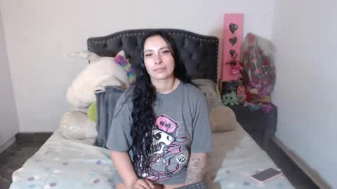 Snapshot of salomefox2 chatting on January 10, 3:08 am yenny online show from January 10, 3:08 am