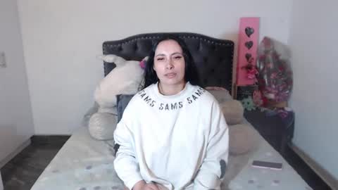 Snapshot of salomefox2 chatting on January 12, 3:12 am yenny online show from January 12, 3:12 am