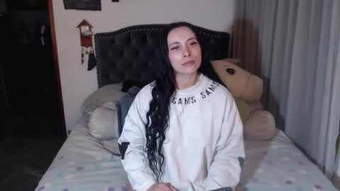 Snapshot of salomefox2 chatting on March 4, 3:12 am yenny online show from March 4, 3:12 am