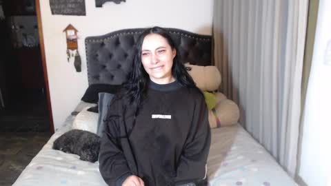 yenny online show from April 8, 3:28 am