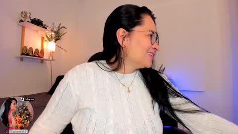 Snapshot of salomekross_ chatting on January 8, 4:23 am Salome Kross online show from January 8, 4:23 am