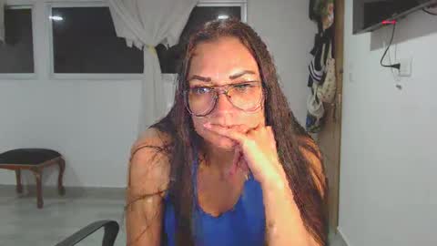 Snapshot of salomesaints chatting on April 15, 1:23 am salome online show from April 15, 1:23 am