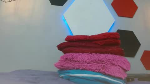 martina online show from January 1, 1:05 pm