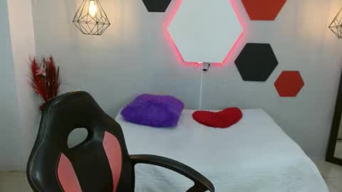 martina online show from January 3, 11:33 pm