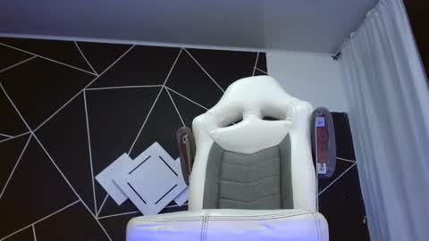 martina online show from January 9, 9:37 am