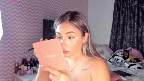 Salome online show from February 8, 1:54 am