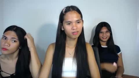 salsallera69x online show from April 18, 6:23 pm