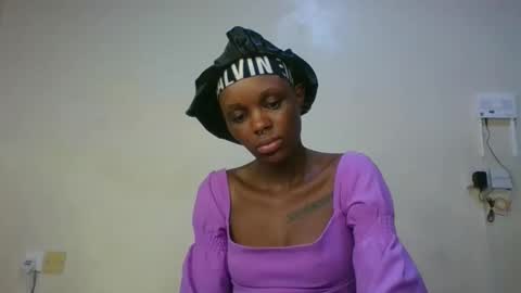 Snapshot of saltysugar20 chatting on June 3, 1:30 am Sugarbabe online show from June 3, 1:30 am