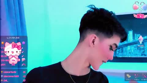 Snapshot of salvatore_boom chatting on October 2, 10:22 am salvatore_boom online show from October 2, 10:22 am