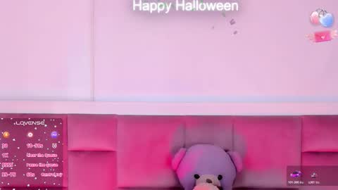 Snapshot of salvatore_boom chatting on October 30, 7:21 am salvatore_boom online show from October 30, 7:21 am