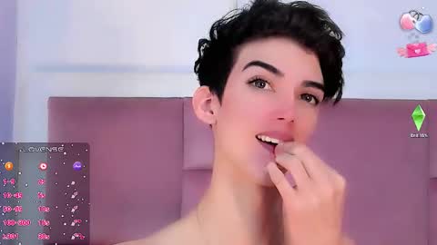 Snapshot of salvatore_boom chatting on November 13, 8:30 pm salvatore_boom online show from November 13, 8:30 pm