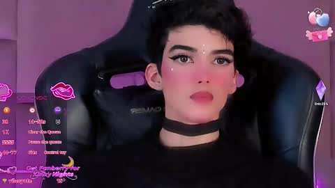 Snapshot of salvatore_boom chatting on November 23, 7:35 pm salvatore_boom online show from November 23, 7:35 pm