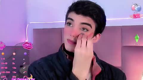 Snapshot of salvatore_boom chatting on November 30, 7:40 pm salvatore_boom online show from November 30, 7:40 pm