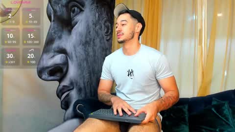 Salvatore online show from February 15, 6:33 pm