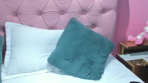 salvatore  online show from December 14, 9:45 pm