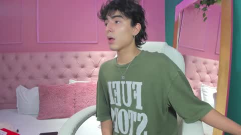 salvatore  online show from January 4, 12:27 am