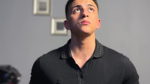 Salvatore online show from March 23, 4:05 am