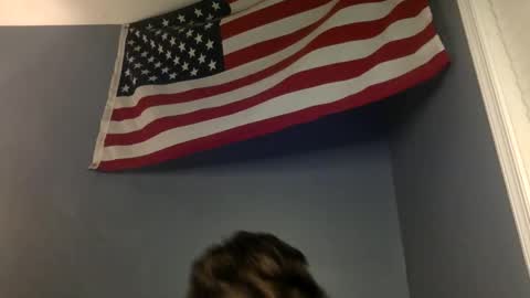 Snapshot of salvcypress chatting on December 9, 10:20 pm salvcypress online show from December 9, 10:20 pm